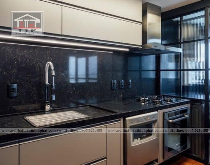 Thi công tủ bếp nhà anh Hoàng Nam Đàn